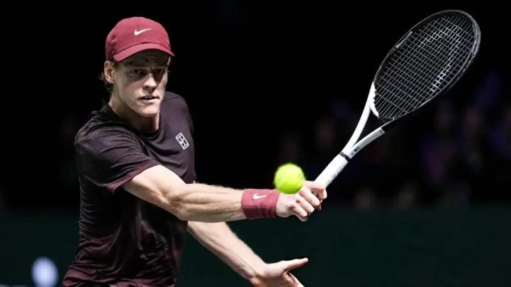 Jannik Sinner tiến sát vị trí số 1 thế giới 